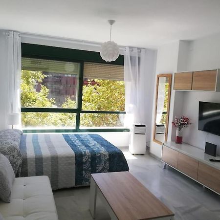 Estudio Cosmopolita Marbella Luaran gambar