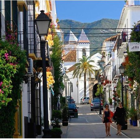 Estudio Cosmopolita Marbella Luaran gambar